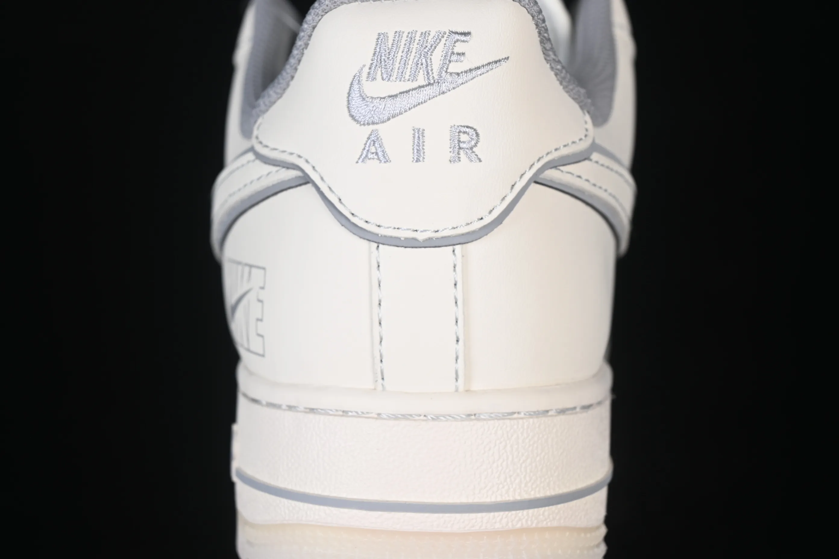 All Categories Nk Air Force 1 Air Force Series Nk Air Force 1 Low Air Force Low Nike Air Force 1'07 Low Joint Sand Brown Navy Air Force One Low Casual Shoes SM6668-133